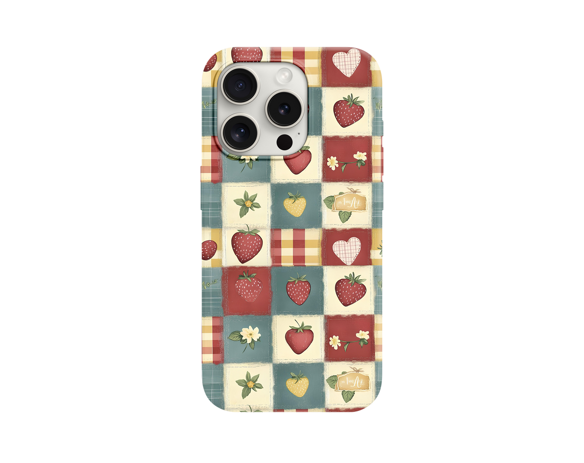 Çilek ve Kalp Desenli Patchwork Telefon Kılıfı